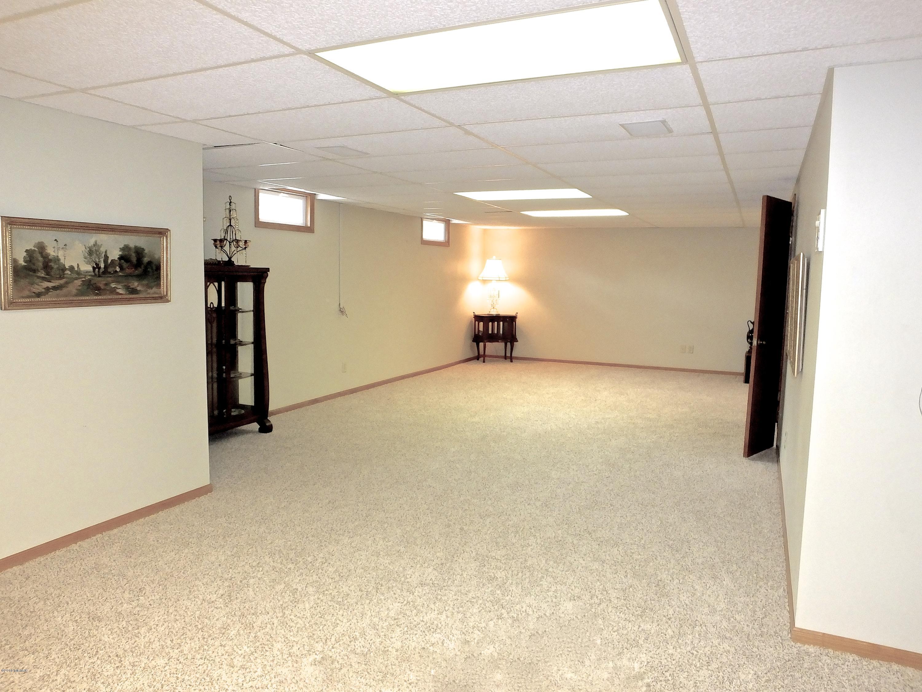8661 Parmalee Road Middleville, MI 49333 - Photo 34 of 39 DSCF4162