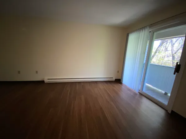 $1,899 | 143 Eastern Avenue, Unit 103, Manchester, NH 03104