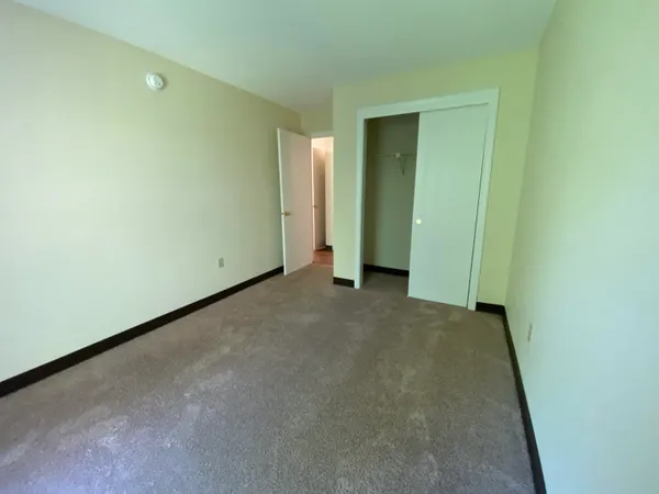 $1,899 | 143 Eastern Avenue, Unit 103, Manchester, NH 03104