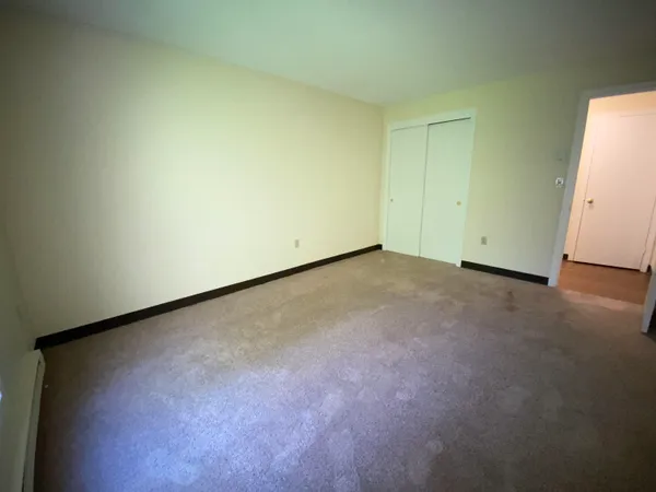 $1,899 | 143 Eastern Avenue, Unit 103, Manchester, NH 03104