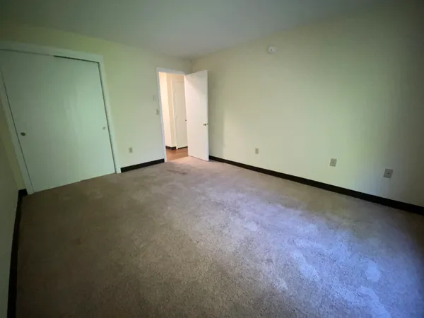 $1,899 | 143 Eastern Avenue, Unit 103, Manchester, NH 03104