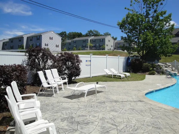 $1,899 | 143 Eastern Avenue, Unit 103, Manchester, NH 03104