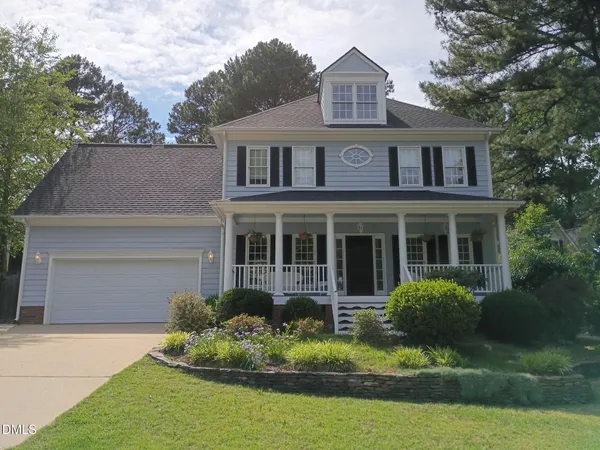 $608,000 | 407 Maple Creek Court, Apex, NC 27502