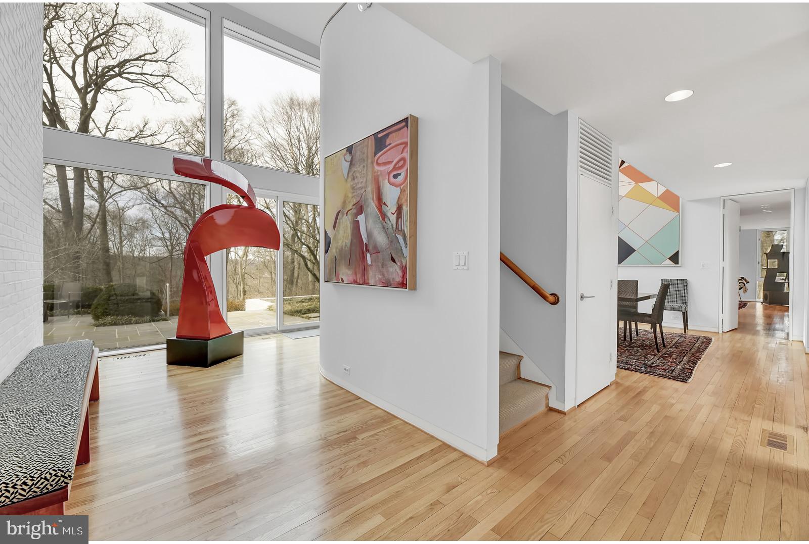 8 Bowen Mill Road Baltimore, MD 21212 - Photo 2 of 45 ENTER THE FOYER OF LIGHT AND ART