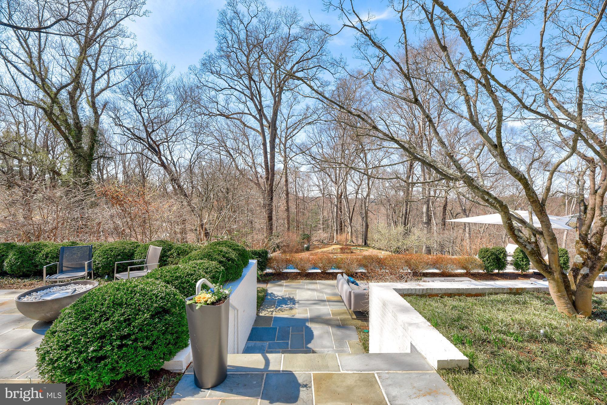 8 Bowen Mill Road Baltimore, MD 21212 - Photo 32 of 45 BLUE STONE PATIOS OVERLOOK POOL AND LAND