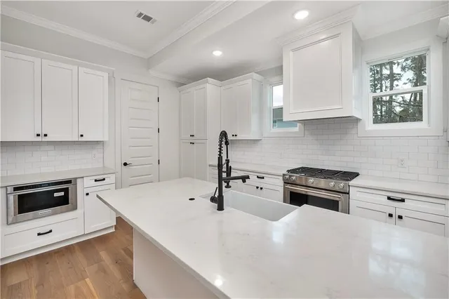 $925,000 | 122 Robertson Circle, St. Simons Island, GA 31522