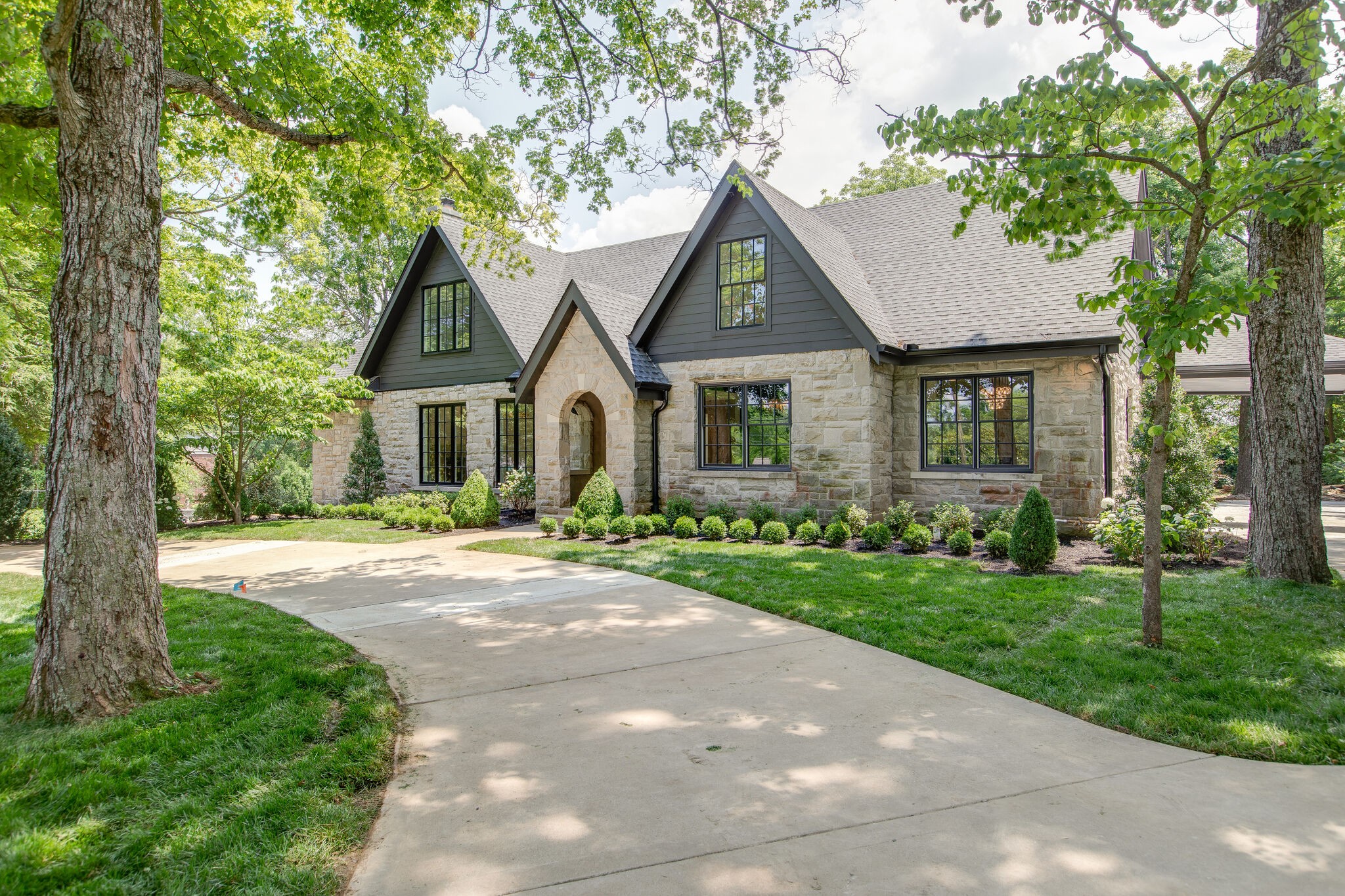 3800 Estes Road Nashville, TN 37215 - Photo 13 of 50 a front view of a house with yard