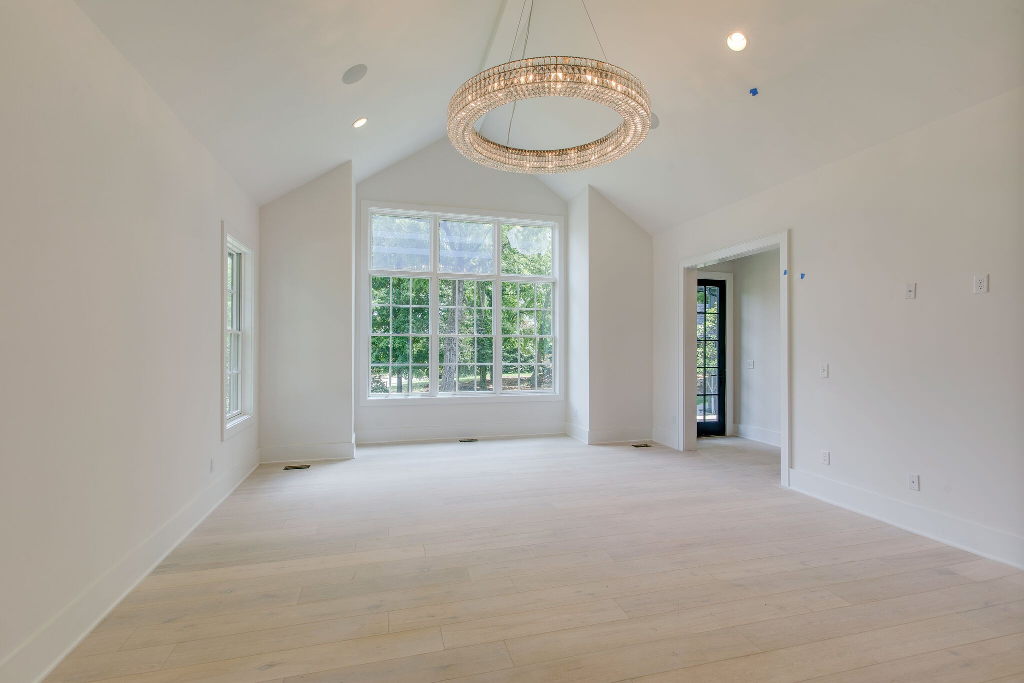 3800 Estes Road Nashville, TN 37215 - Photo 36 of 50 a view of an empty room with a window