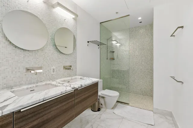 $4,495 | 290 Market Street, Unit 702, Minneapolis, MN 55405