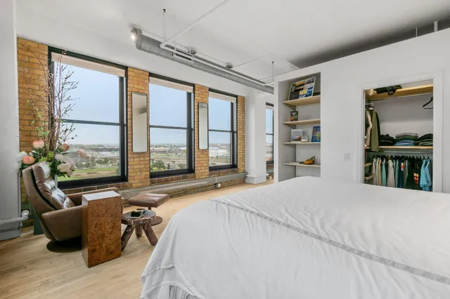 $4,495 | 290 Market Street, Unit 702, Minneapolis, MN 55405