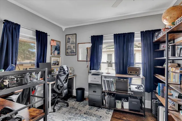 $330,000 | 7 Mountain View Avenue, East Greenbush, NY 12061