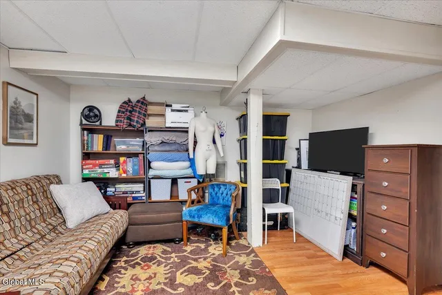 $330,000 | 7 Mountain View Avenue, East Greenbush, NY 12061