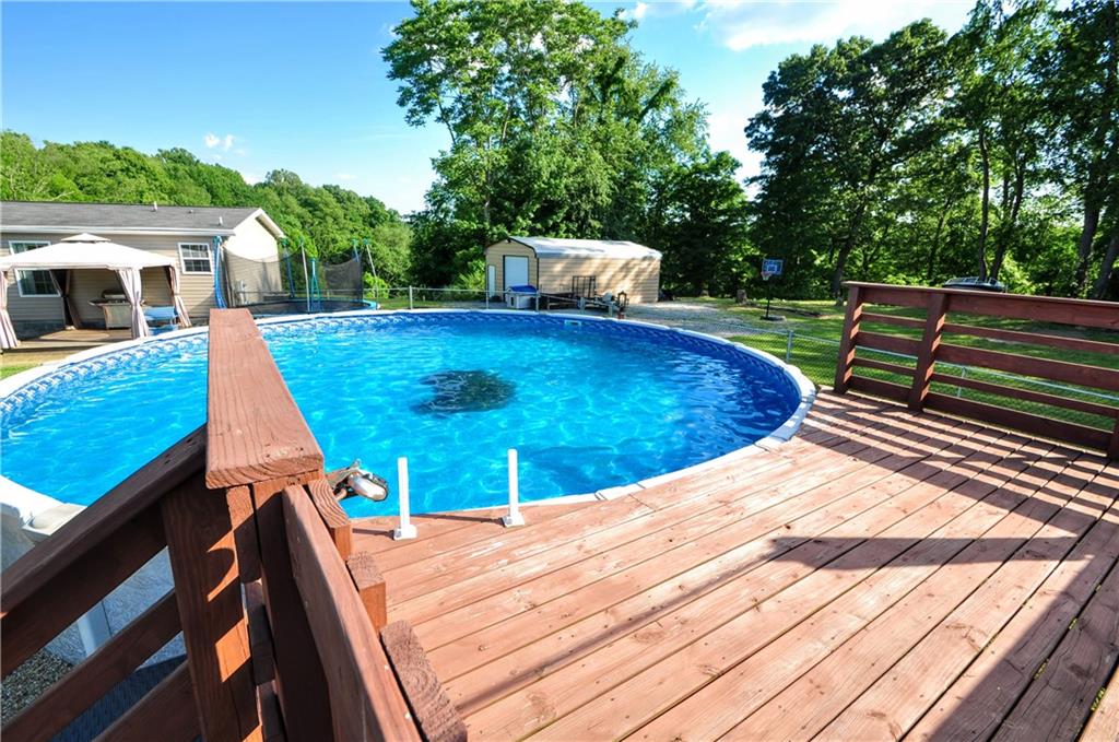 611 Stewartstown Road Point Marion, PA 15474 - Photo 9 of 26