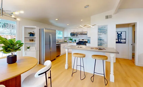 $1,698,000 | 696 Lakehaven Drive, Sunnyvale, CA 94089