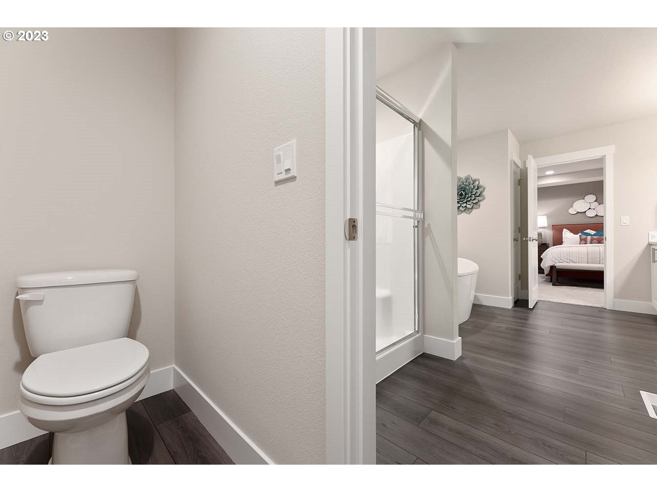 8903 North 5th Street, Unit 63 Ridgefield, WA 98642 - Photo 20 of 32 a bathroom with a toilet and a view of bathroom