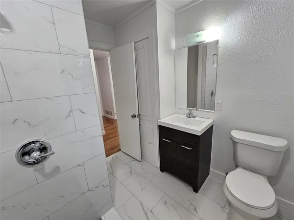 $2,599 | 2402 Housley Drive, Dallas, TX 75228