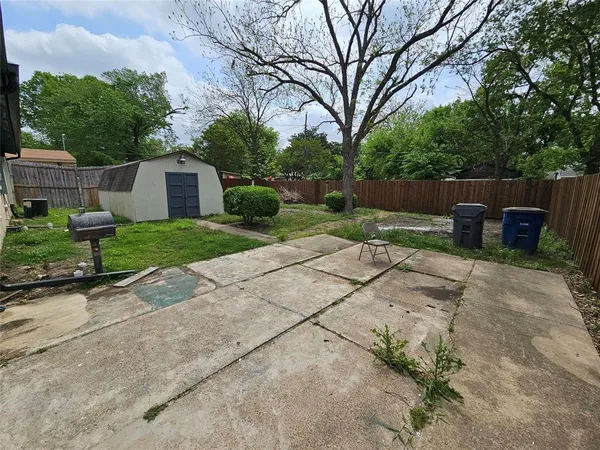 $2,599 | 2402 Housley Drive, Dallas, TX 75228