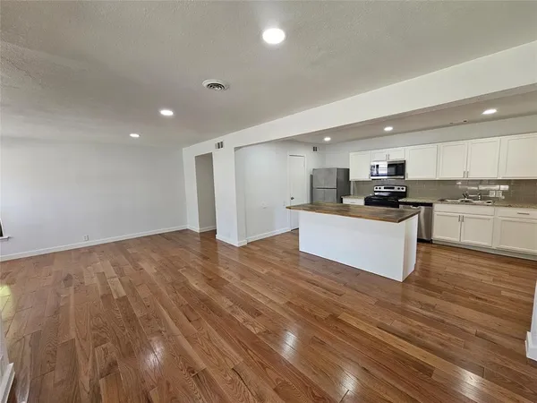 $2,599 | 2402 Housley Drive, Dallas, TX 75228