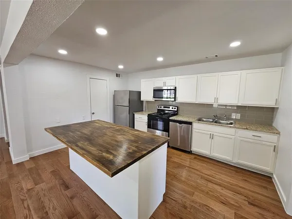 $2,599 | 2402 Housley Drive, Dallas, TX 75228