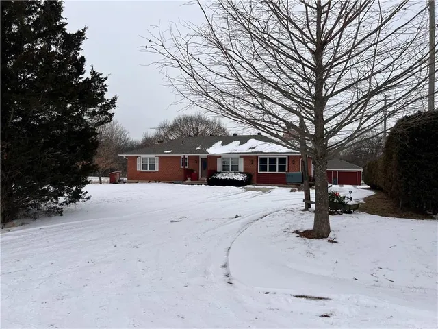 $525,000 | 22420 Eisele Road, Cleveland, MO 64734