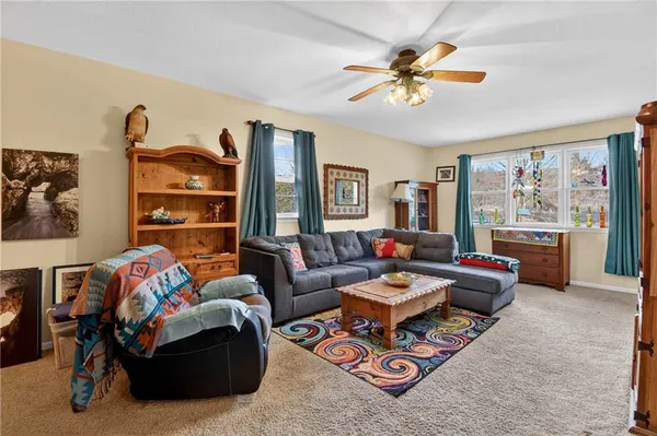 $515,000 | 22420 Eisele Road, Cleveland, MO 64734
