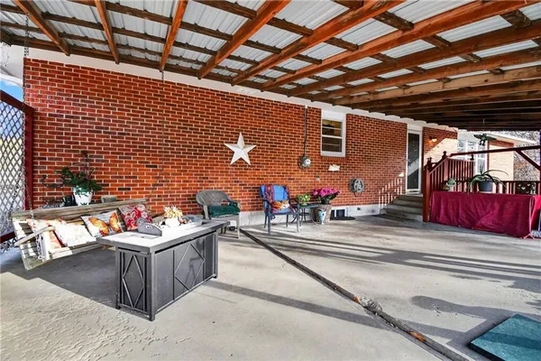 $515,000 | 22420 Eisele Road, Cleveland, MO 64734