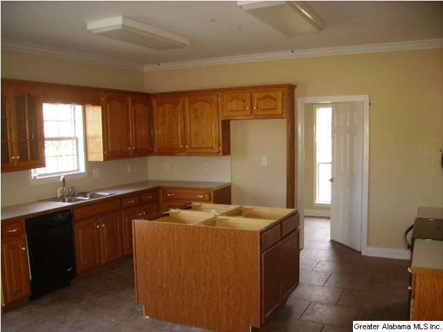 1035 Patton Road Bessemer, AL 35023 - Photo 6 of 29 Gallery Image 6