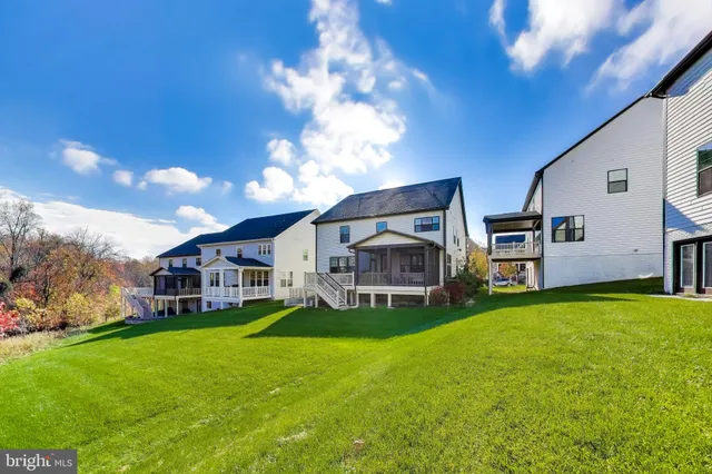 a view of large room with refrigerator