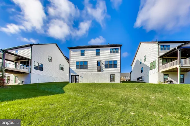 $5,000 | 21905 Woodcock Way, Clarksburg, MD 20871