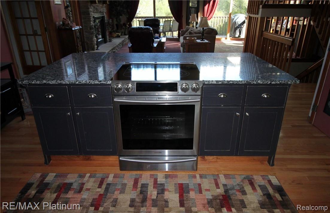 11310 Linden Road Fenton, MI 48430 - Photo 13 of 73 IMG_5063.JPG