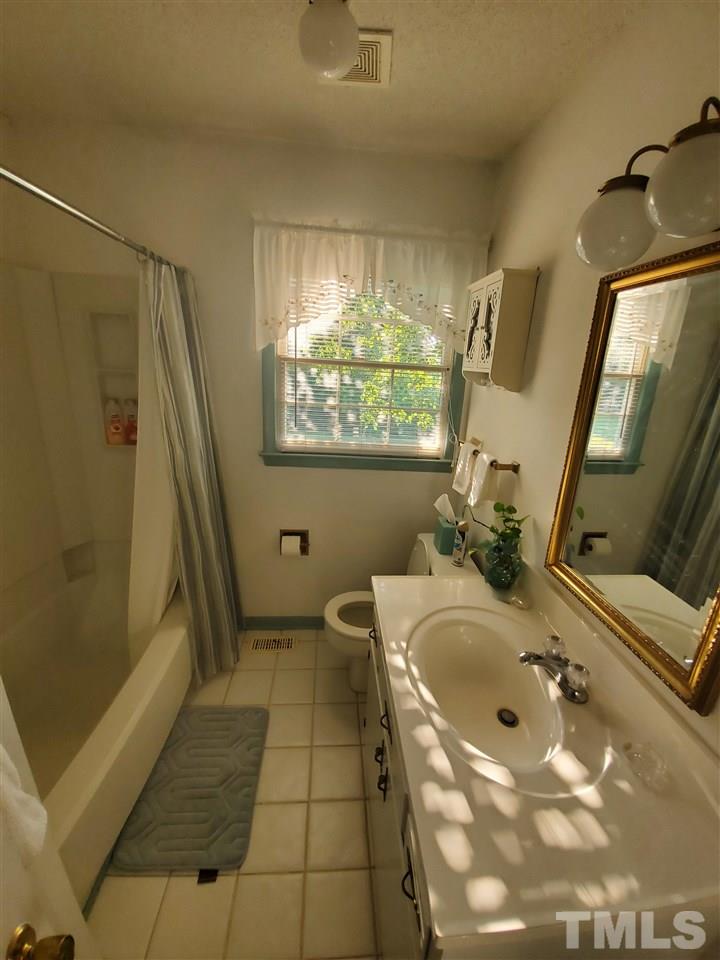 8100 Rhodes Road Apex, NC 27539 - Photo 7 of 17 Gallery Image 7