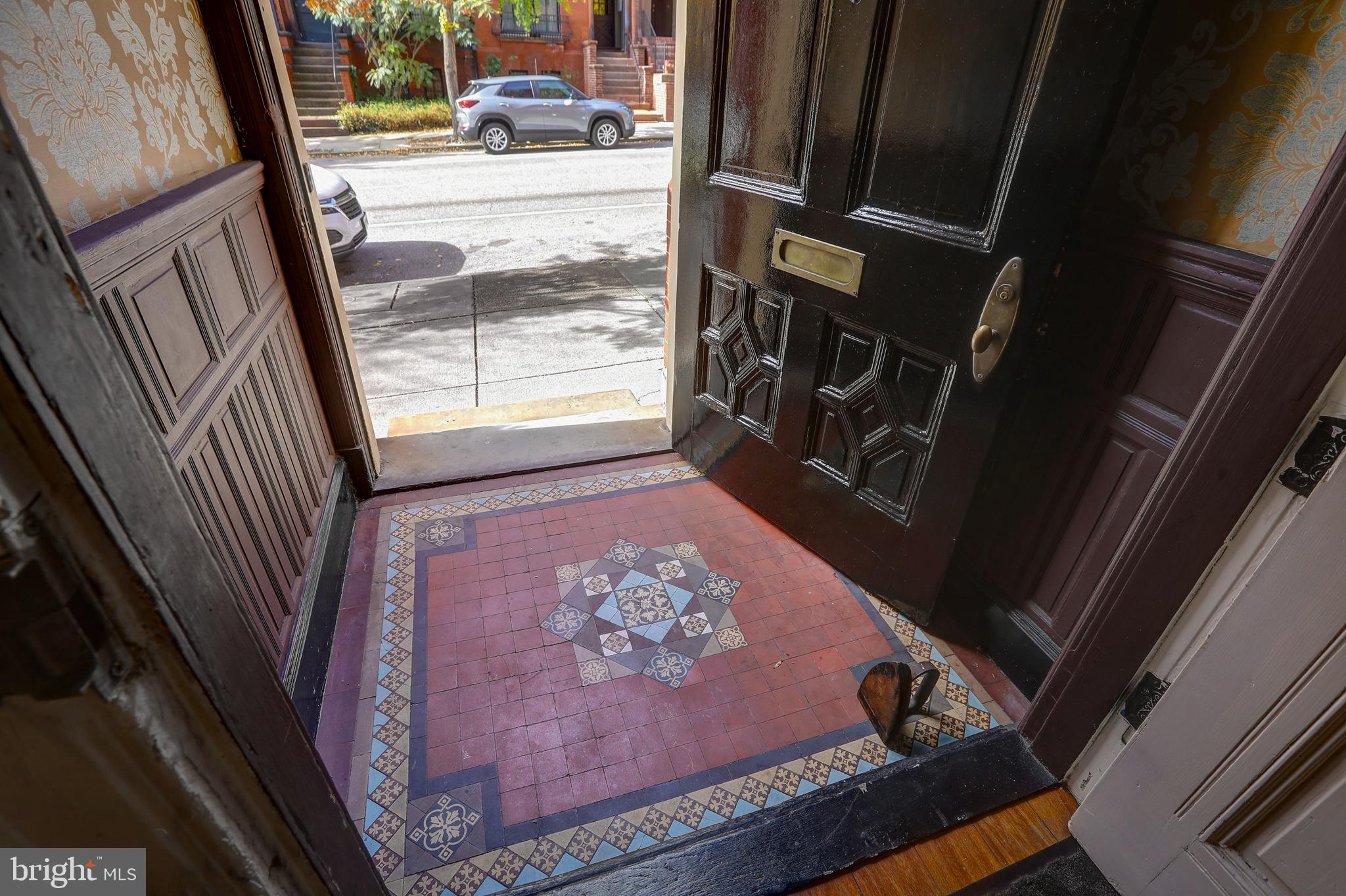 1007 North Calvert Street Baltimore, MD 21202 - Photo 3 of 43 a view of entry way