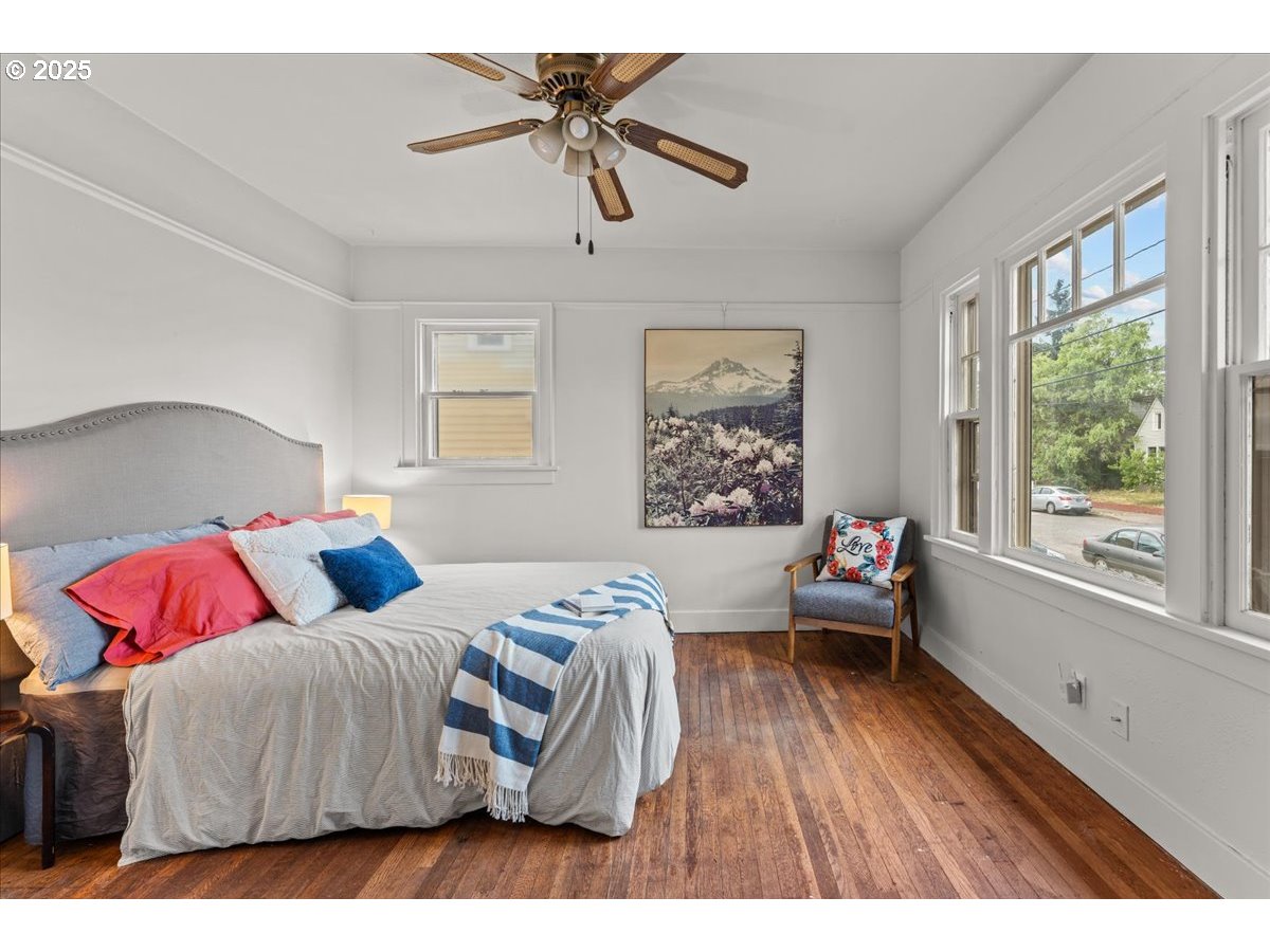 5130 Southeast Bush Street Portland, OR 97206 - Photo 13 of 36