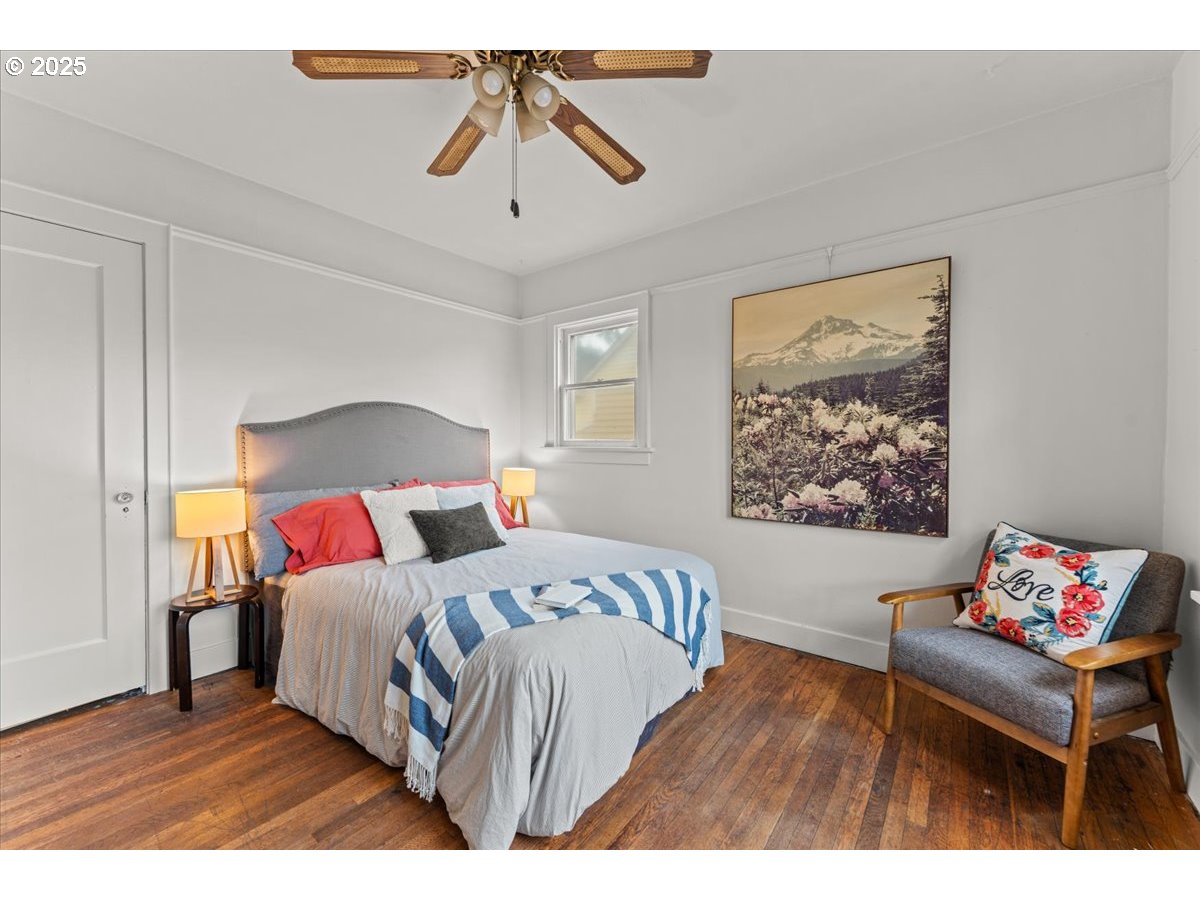 5130 Southeast Bush Street Portland, OR 97206 - Photo 14 of 36