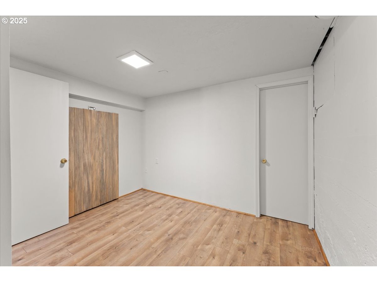 5130 Southeast Bush Street Portland, OR 97206 - Photo 32 of 36