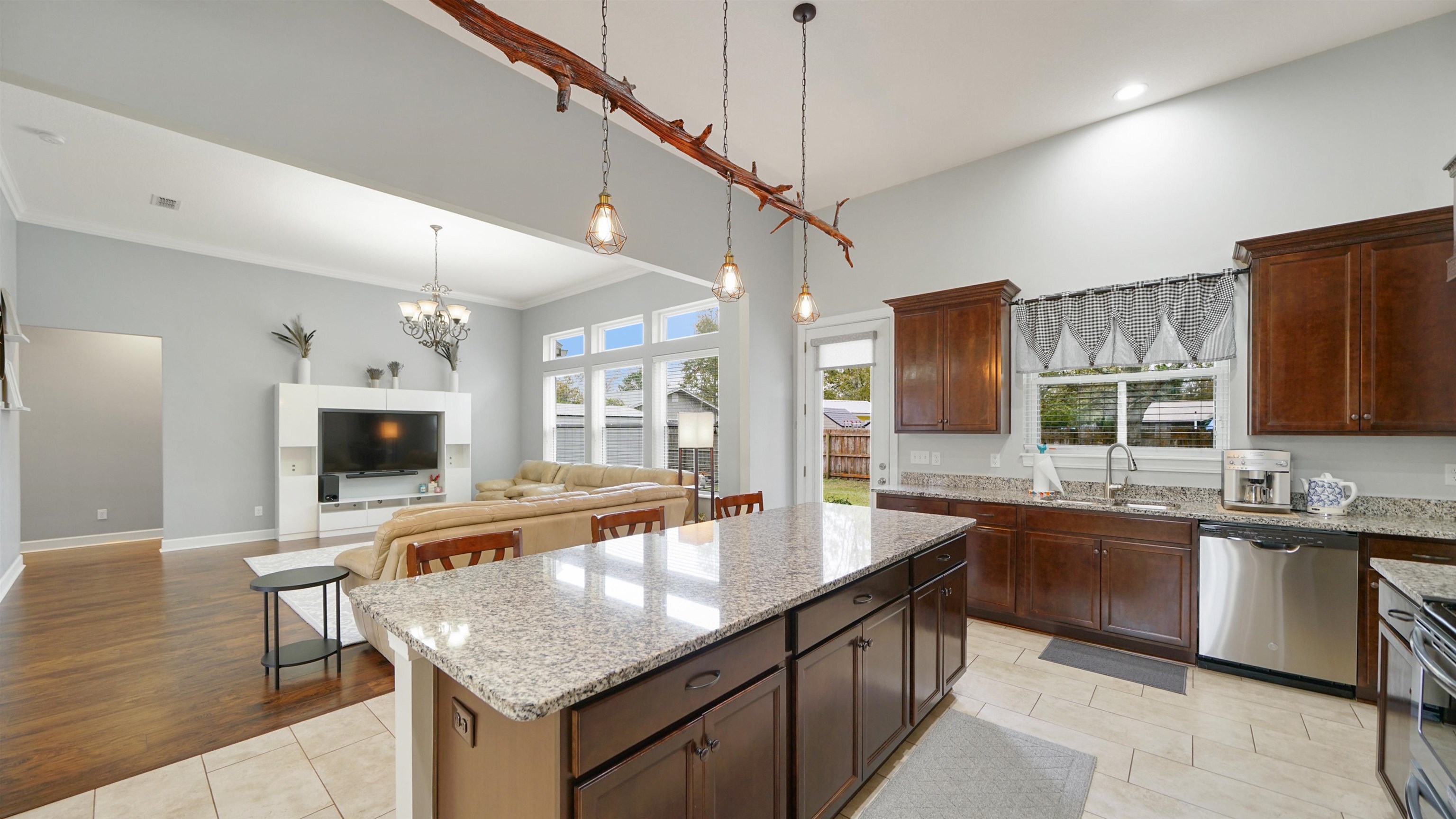13614 Macapa Road Jacksonville, FL 32246 - Photo 8 of 32 Gallery Image 8