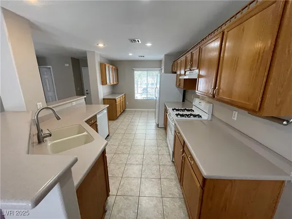 $429,999 | 712 Salt Flats Circle, Henderson, NV 89011