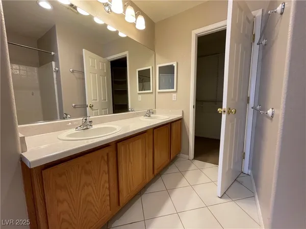 $429,999 | 712 Salt Flats Circle, Henderson, NV 89011