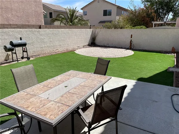 $429,999 | 712 Salt Flats Circle, Henderson, NV 89011