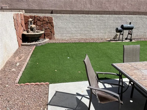 $429,999 | 712 Salt Flats Circle, Henderson, NV 89011