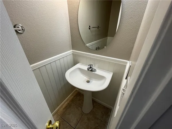 $429,999 | 712 Salt Flats Circle, Henderson, NV 89011