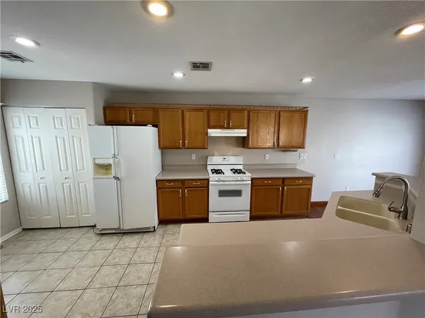 $429,999 | 712 Salt Flats Circle, Henderson, NV 89011