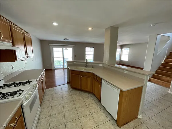 $429,999 | 712 Salt Flats Circle, Henderson, NV 89011