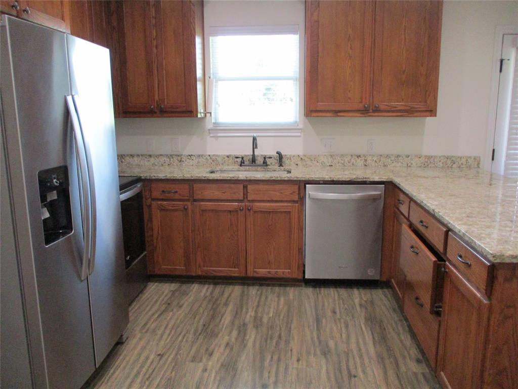 148 Mill Street Emory, TX 75440 - Photo 12 of 28