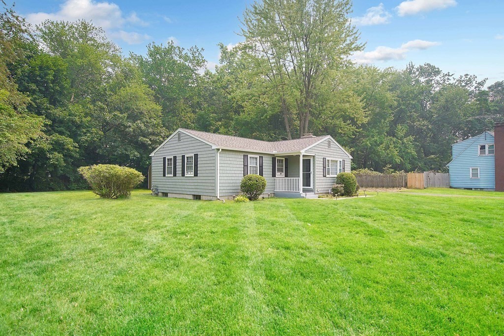 217 Bolton Street Springfield, MA 01119 - Photo 3 of 38