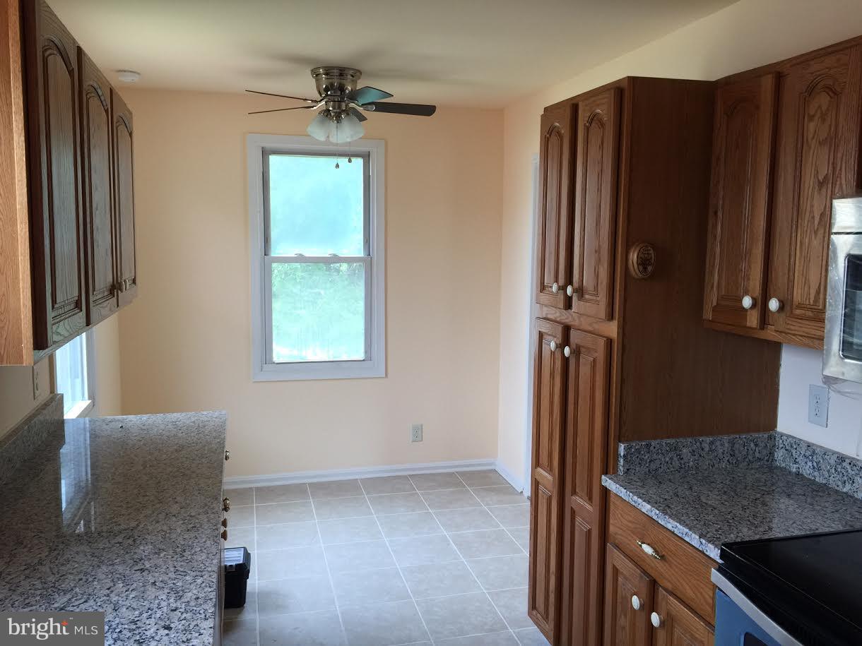 8111 Edgewater Road Clearwater Beach, MD 21226 - Photo 12 of 17 Kitchen