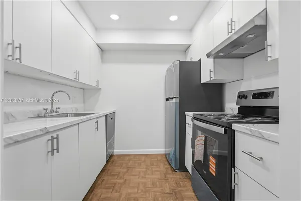 $1,650 | 301 Southwest 135th Avenue, Unit 415C, Pembroke Pines, FL 33027