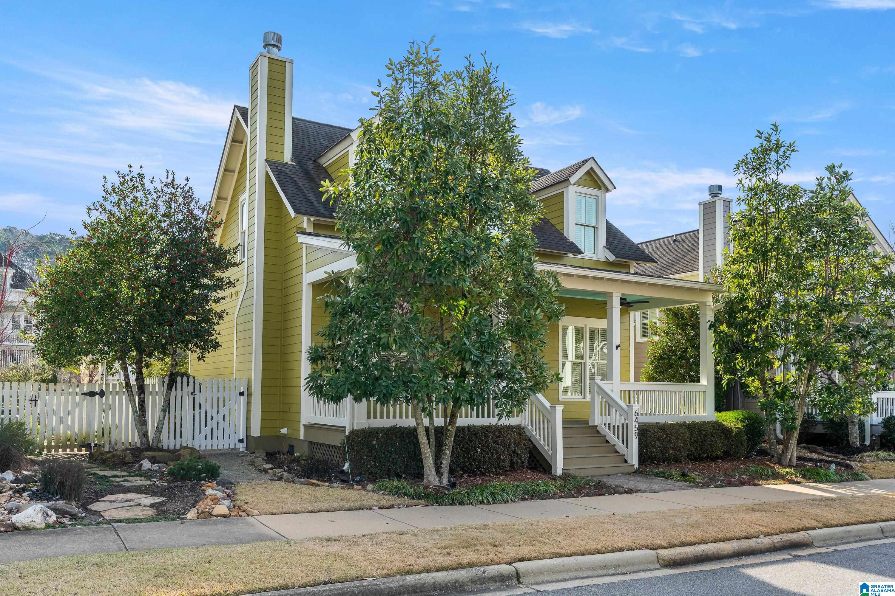 6459 Spring Street Trussville, AL 35173 - Photo 3 of 52