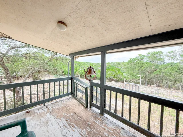 $749,000 | 1130 County Road 270, Mico, TX 78056