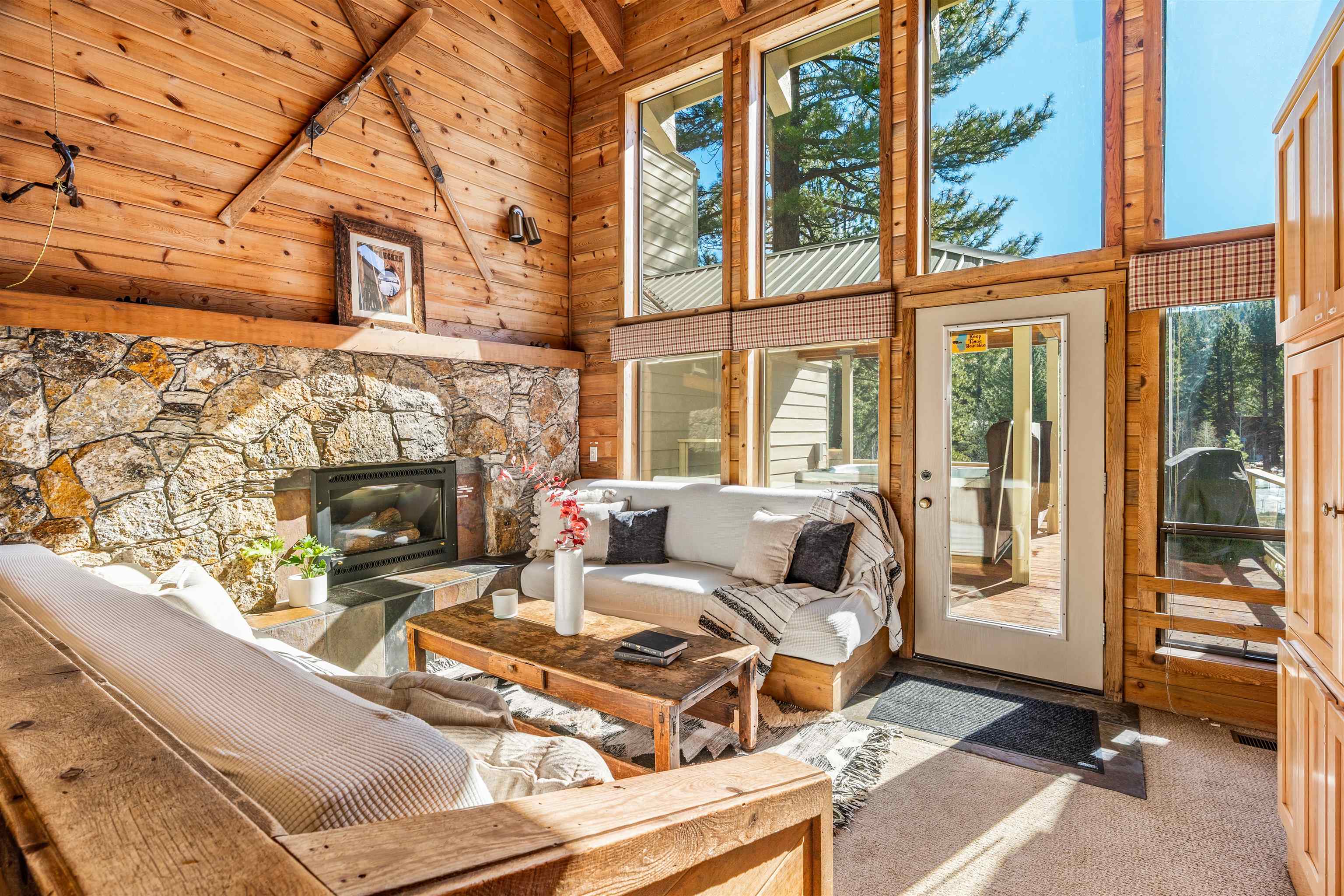 519 Wolf Tree Truckee, CA 96161 - Photo 1 of 22